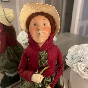 Byers Choice The Carolers Vintage 1994 Cries of London Caroler.